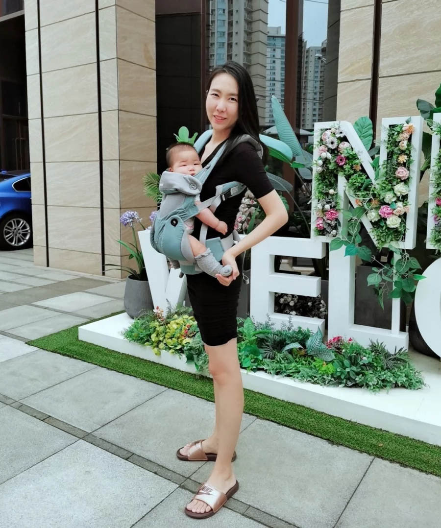 Egobaby Omn Breeze Multifunctional Baby Carrier