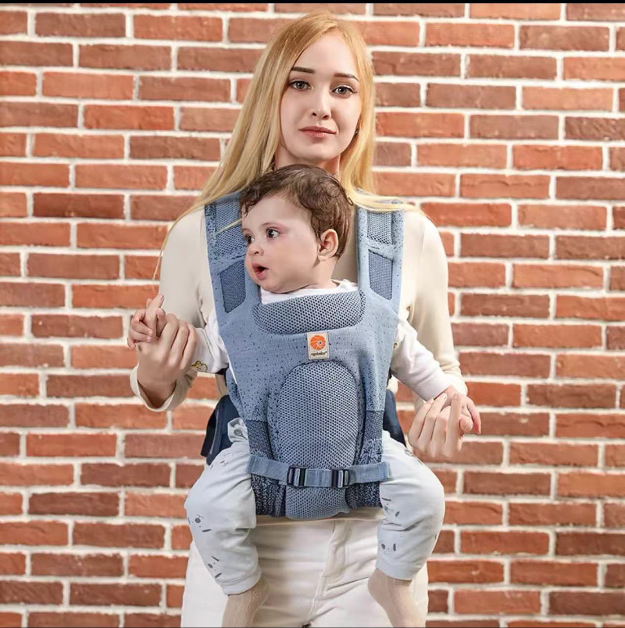 Egobaby Omn Breeze Multifunctional Baby Carrier